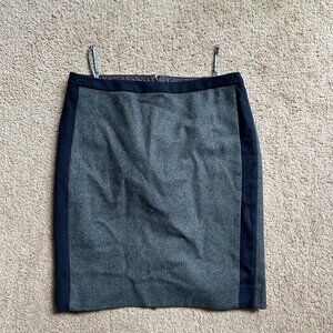 J Crew Skirt Womens 8 Wool Blend Pencil Back Zip 21" Length Grey No Pockets